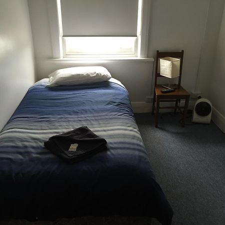 Crown Inn Hotel Kingston Se Esterno foto