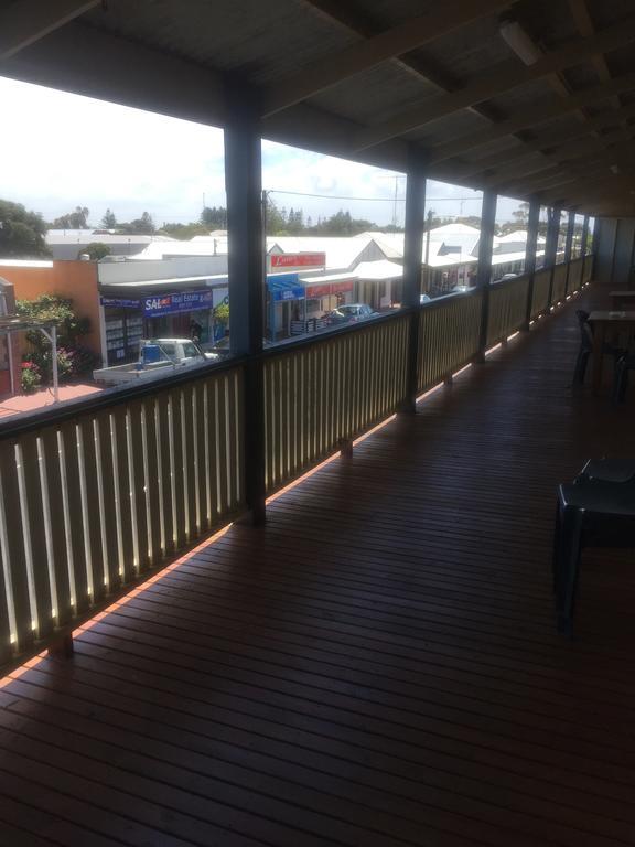 Crown Inn Hotel Kingston Se Esterno foto