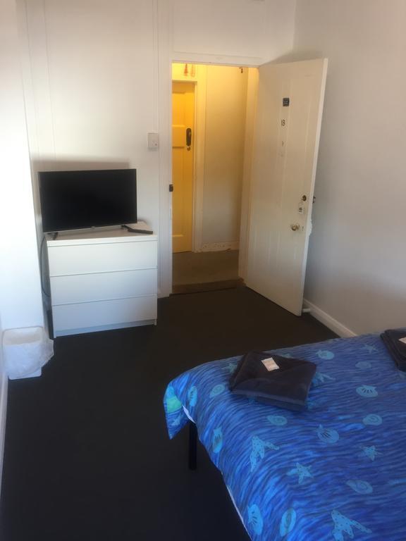 Crown Inn Hotel Kingston Se Esterno foto